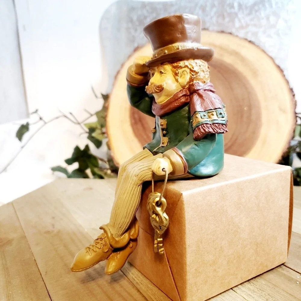 The Keeper‎ Of The Entry Mantle Desk or Shelf Figurine Shenandoah  NIB